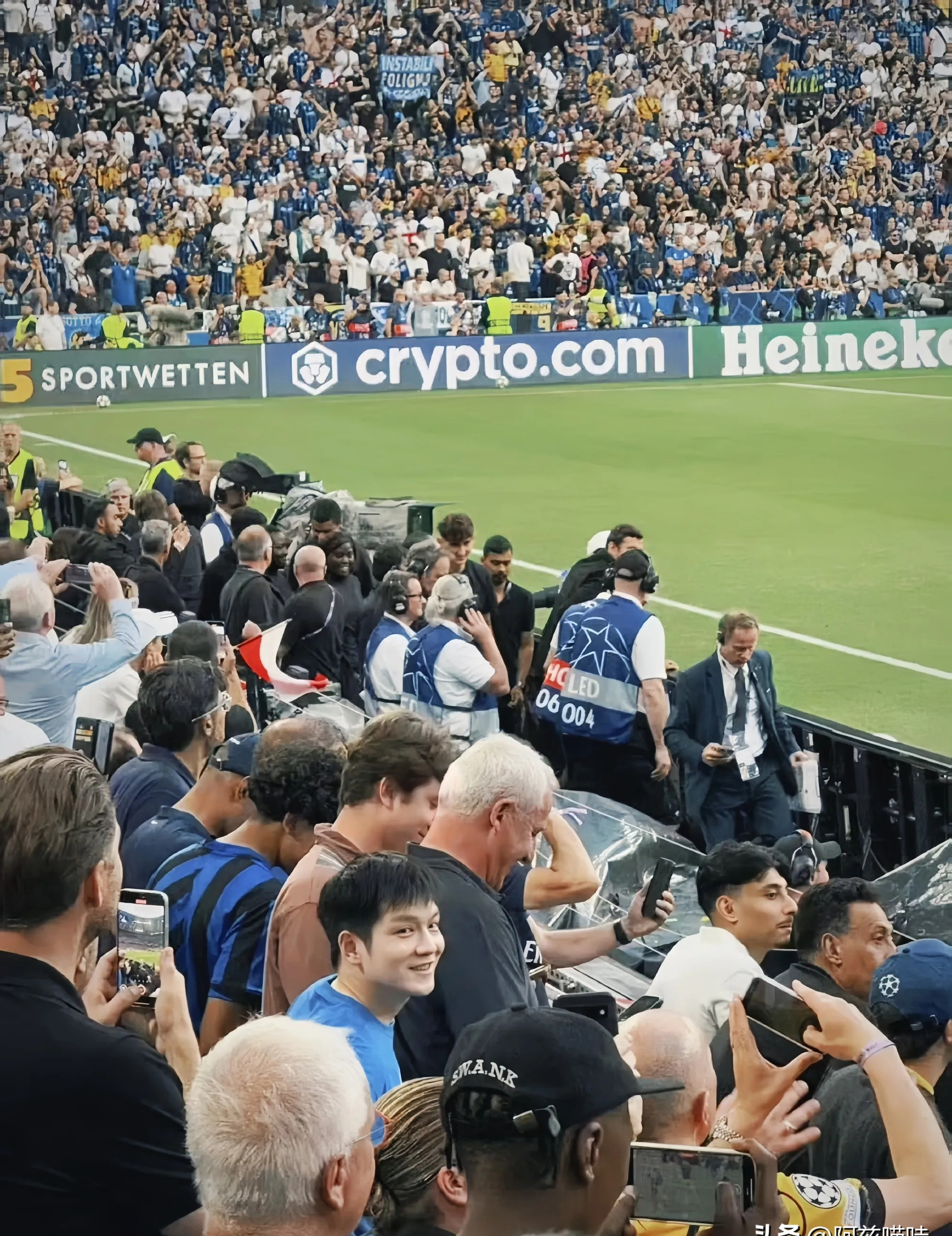 包含里程碑夜！洛杉矶快船内部沟通，荷甲今晚刷纪录，质疑声仍在，球队文化再被提及的词条