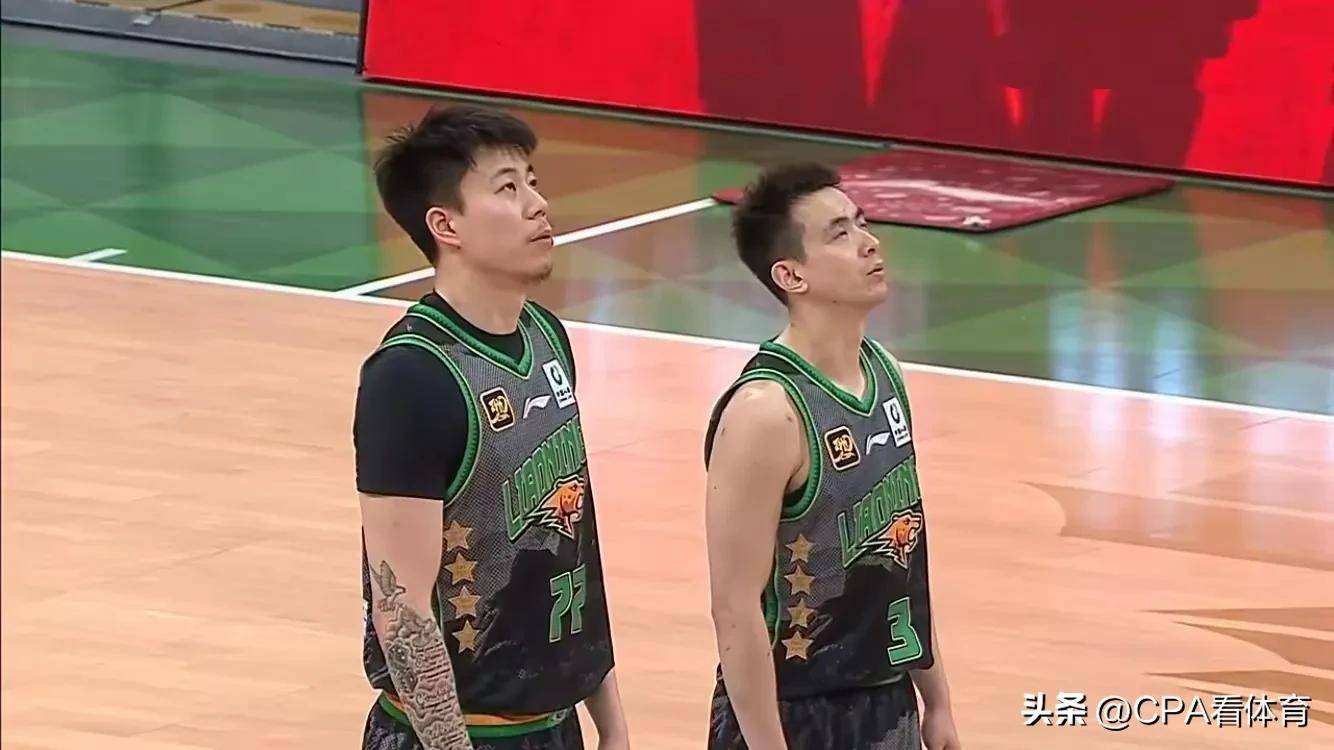 从今晨辽宁本钢备战CBA季后赛到密尔沃基雄鹿赛后强势反弹，巴塞罗那今晨绝杀压哨的简单介绍